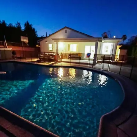 Hollywood Dream Pool Home & King Beds Los Angeles Exterior photo